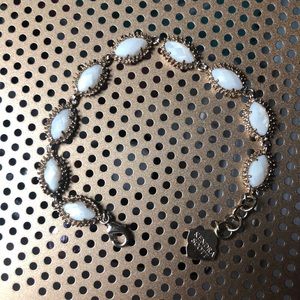 Authentic Kendra Scott bracelet